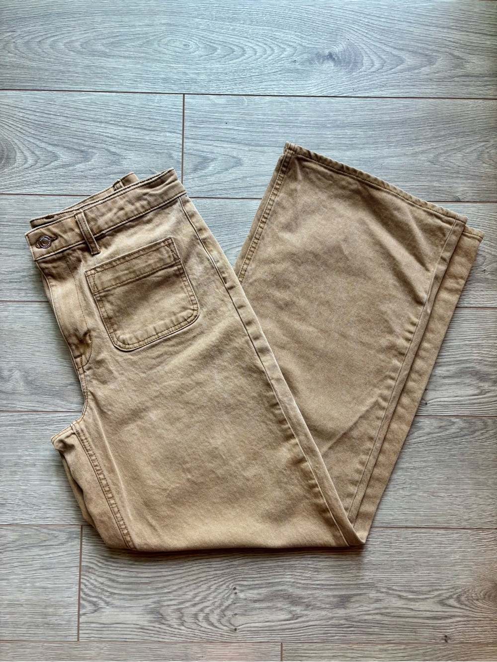 Free Assembly Womens Tan Khaki Wide Leg Utility Jeans Patch Pocket Size 10 High